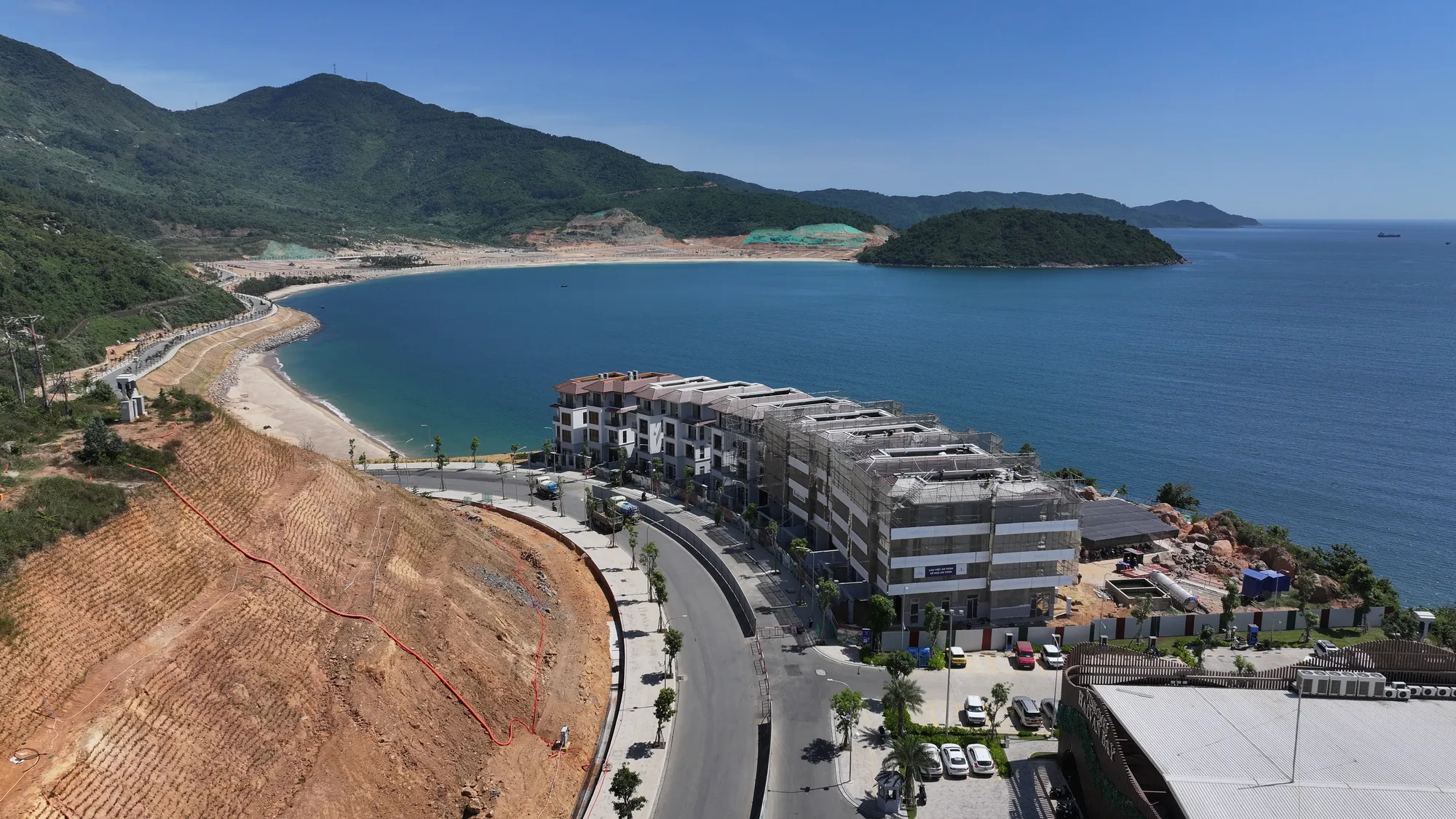Công trường Khu Vịnh Mây – flycam 26/08/2026